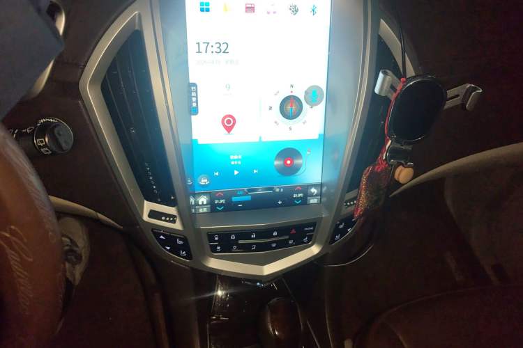 Used Cadillac SRX 2011 3.0L Luxury Model Audio And AC Panel