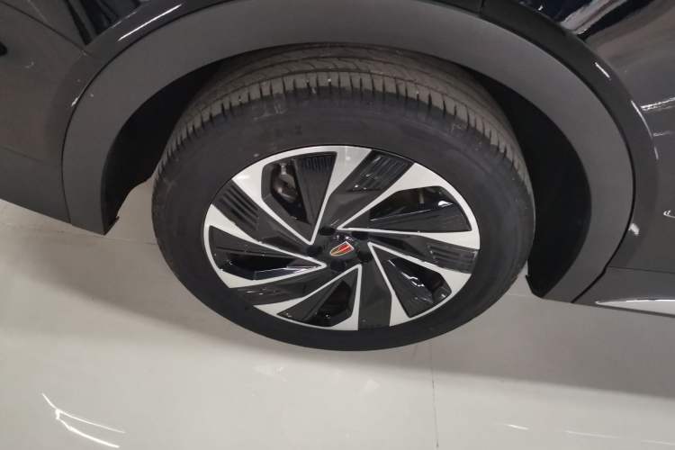 Used Hongqi HS7 PHEV 2024 2.0T PHEV Four-Wheel Drive Flagship Edition 6 Seats
