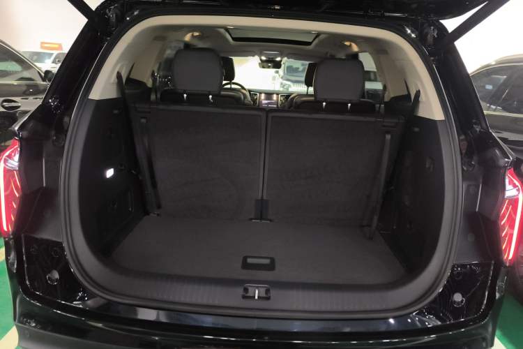 Used Hongqi HS7 PHEV 2024 2.0T PHEV Four-Wheel Drive Flagship Edition 6 Seats Trunk