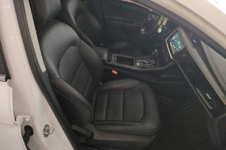 Used Geely Auto Emgrand GL 2021 UP 1.4T CVT Leading Edition Right Front Seat