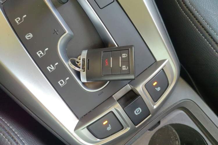 Used Chevrolet Captiva 2017 2.4L 4x4 Flagship Edition 7-Seater