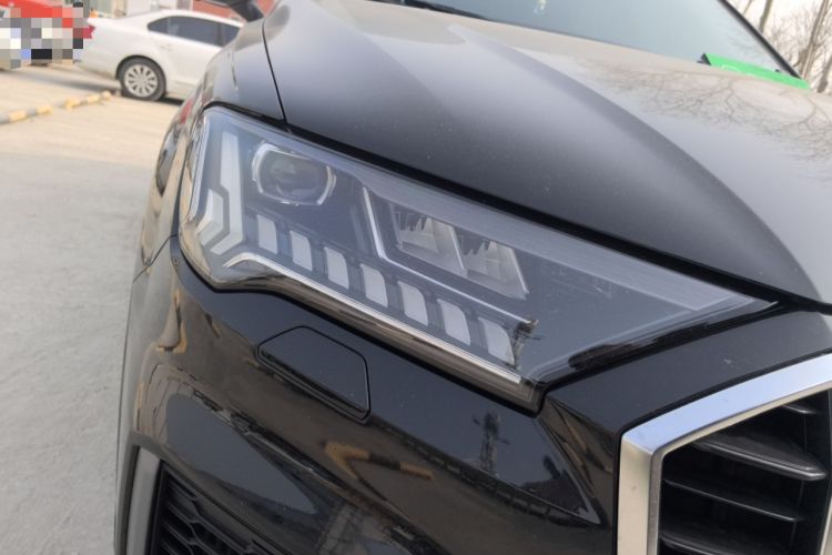 Used Audi Q7 2020 55 TFSI quattro S line sports model