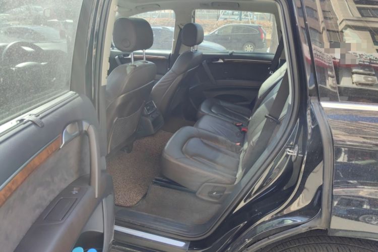 Used Audi Q7 2015 35 TFSI Ambition Edition Left Rear Seat