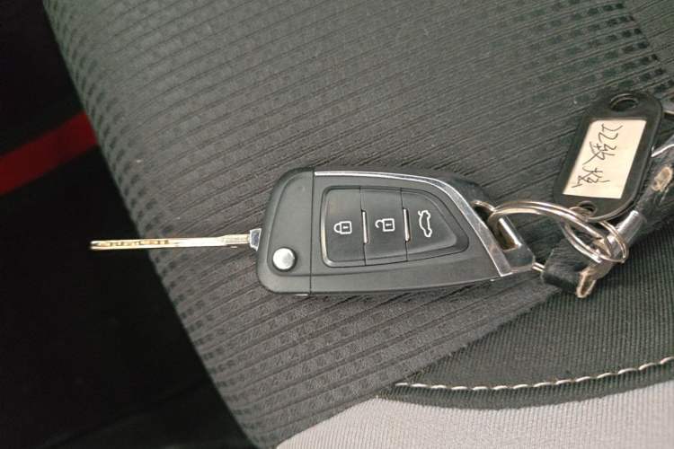 Used Toyota YARiS L Zhi Xuan 2022 X-Trail 1.5L CVT Leading PLUS Edition
