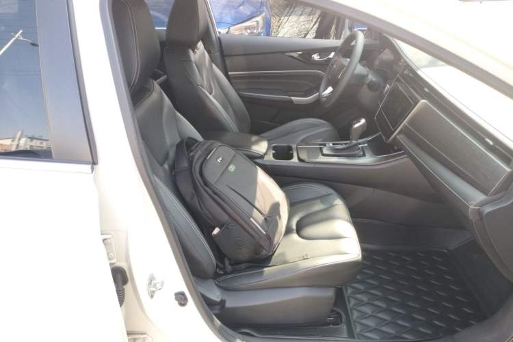 Used Venucia D60 2021 PLUS 1.6L XL CVT Yue Ling Edition