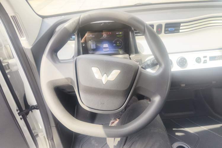 Used Wuling Hongguang MINIEV 2020 Freedom Version Lithium Iron Phosphate
