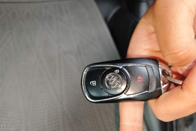 Used Buick Envision 2018 20T Two-Wheel-Drive Leading Model