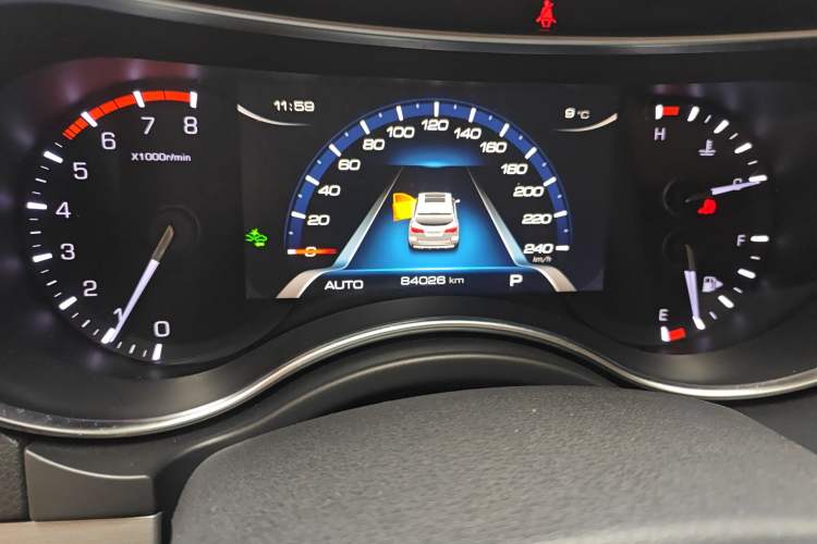 Used Haval H8 2017 2.0T Gasoline 4x4 Smart Enjoyment Version