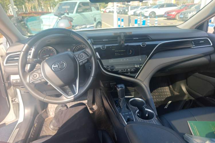 Used Toyota Camry 2019 Revised Version 2.5G Luxury Edition