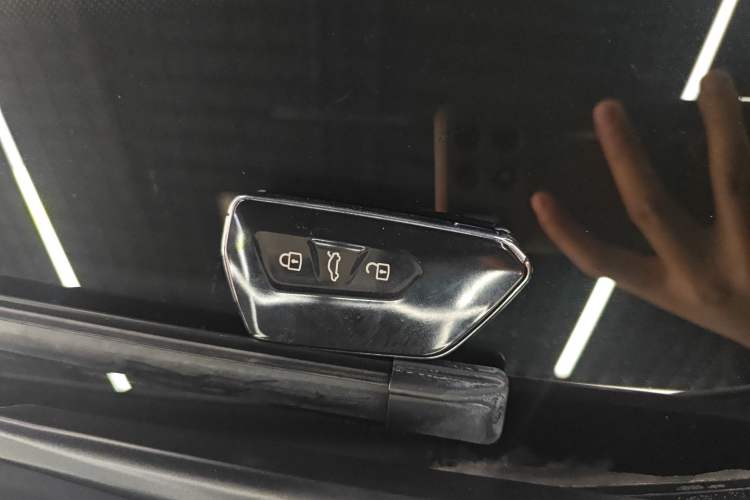 Used Volkswagen ID.4 X 2024 Pure & Smart Edition Interior 1