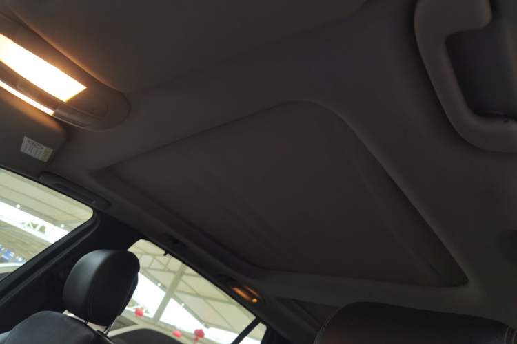 Used Mercedes-Benz R-Class 2014 R 320 4MATIC Business Model