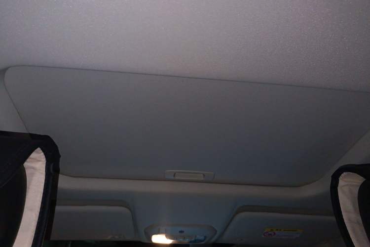 Used Ford Escort 2015 1.5L Automatic Fashion Model Headliner