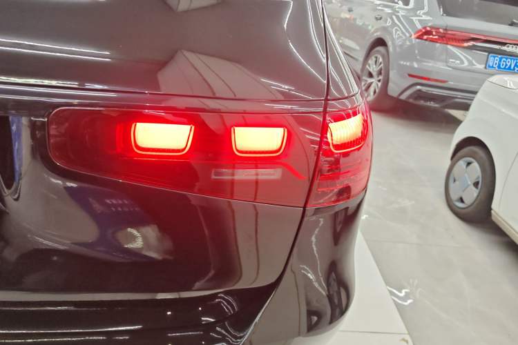 Used Mercedes-Benz GLS-Class 2023 GLS 450 6-seater U.S. version
