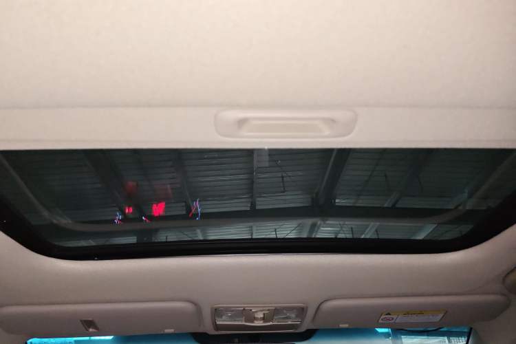 Used Kia K2 2015 Hatchback 1.4L AT GLS Cool Edition