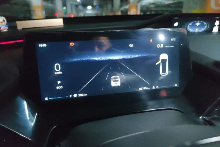 Used CHANGAN OSHAN Z6 2022 Blue Whale 1.5T DCT Smart Edition