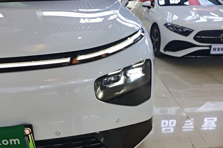 Used XPeng G9 2025 625 Long-Range Max Left Front Headlight