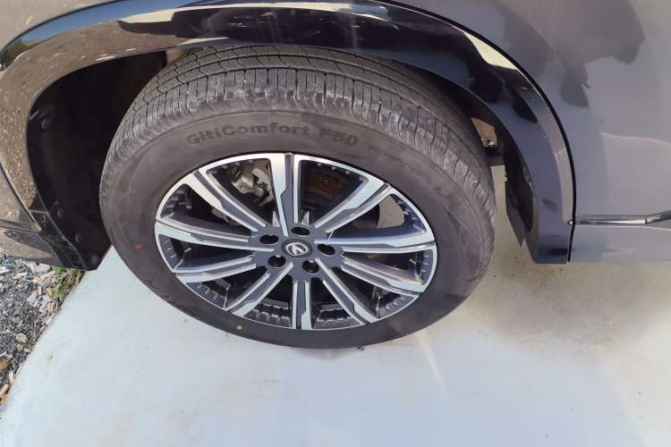 Used CHANGAN CS75 PLUS 2024 3rd Generation Champion Edition 1.5T Intelligent Drive Dynamic Model
