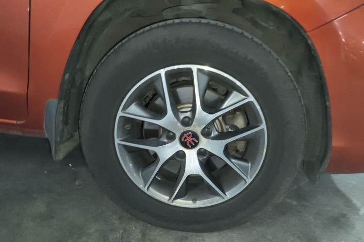 Used BYD Song 2016 GaiShi Edition 1.5TID Automatic Elite Model