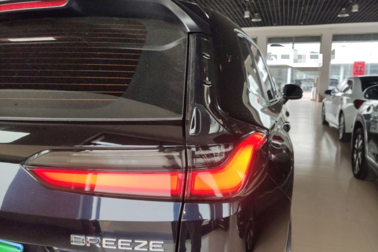 Used Honda Breeze 2025 240TURBO Two-Wheel Drive Elite Edition 5 Seats Right Rear Taillight