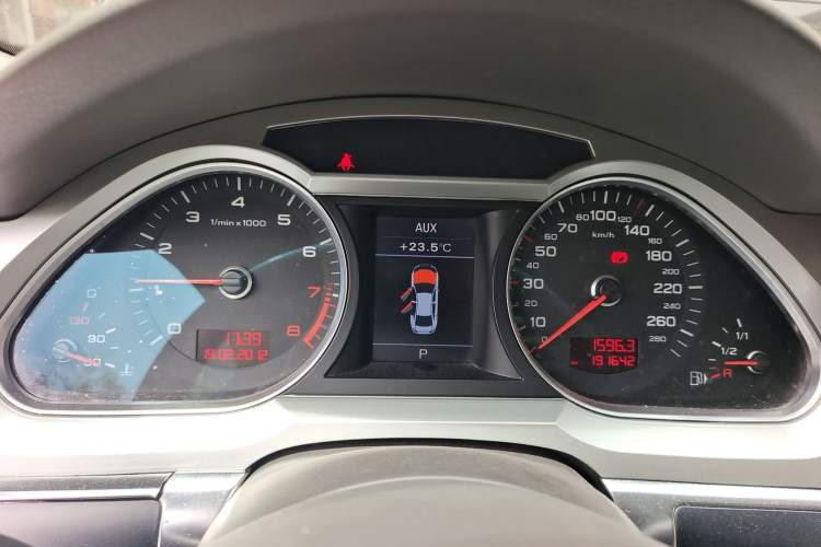 Used Audi A6L 2009 2.0 TFSI Base Version Instrument Cluster