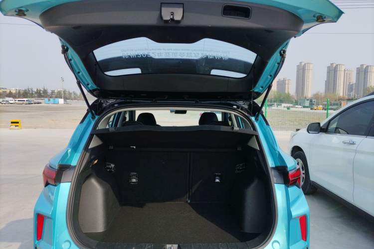 Used Geely Auto Coolray 2022 Bin Yue COOL 1.5TD DCT Hot Engine Edition
