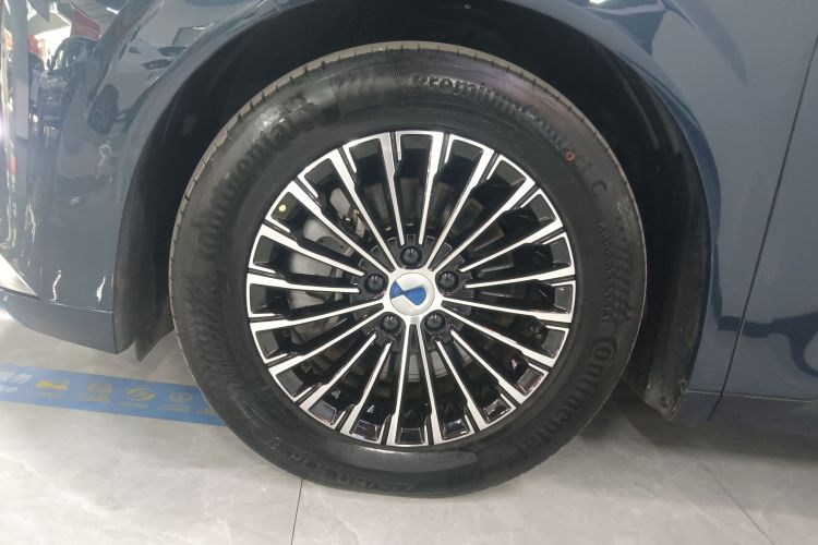 Used Denza D9 2022 DM-i 970 Four-Wheel Drive Flagship Model