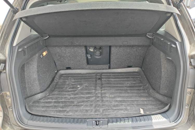 Used Volkswagen Tiguan 2015 1.8TSI Automatic Two-Wheel Drive Luxury Model