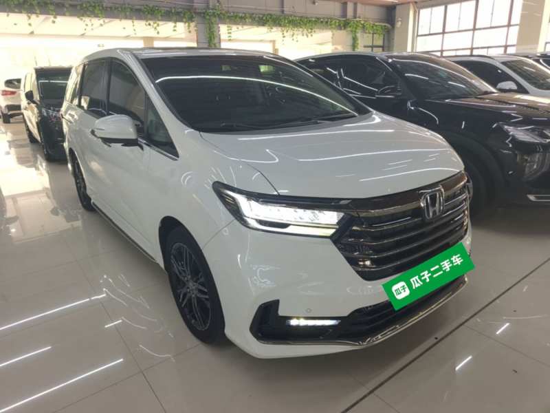 Used Honda Odyssey 2022 2.0L eHEV Sharp·Luxury Edition — 3