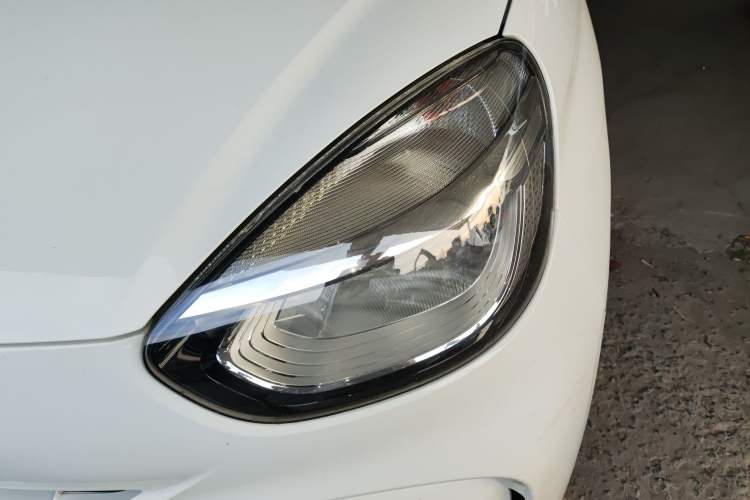 Used Roewe Clever 2021 302km Excellence Edition Left Front Headlight