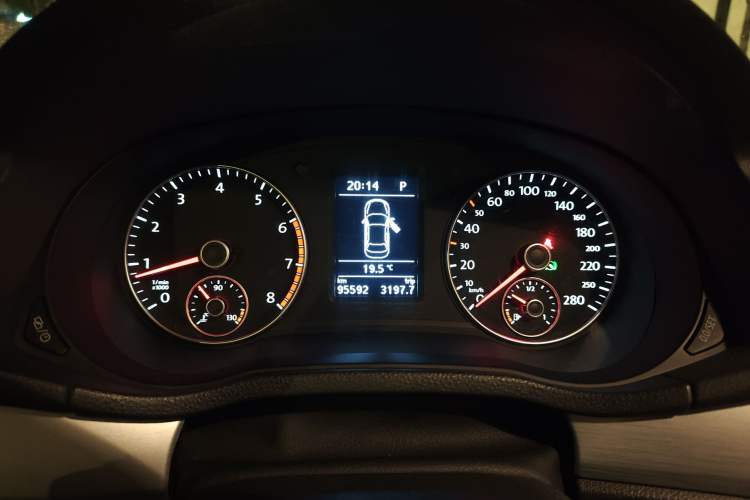 Used Volkswagen Passat 2014 1.8TSI DSG Prestige Edition