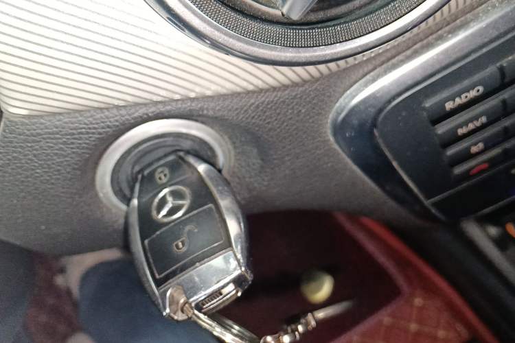 Used Mercedes-Benz GLA 2015 GLA 200 Fashion Model Vehicle Key