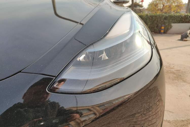 Used Tesla Model Y 2023 Rear-Wheel-Drive Version