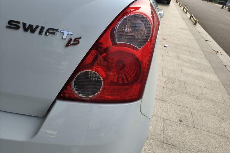 Used Suzuki Swift 2013 1.5L Manual Sport Edition Exterior 3