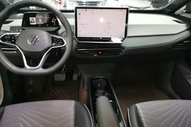 Used Volkswagen ID.3 2025 Smart Model Outstanding Oxygen Edition Center Console
