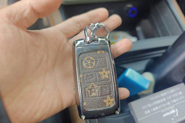 Used Land Rover Defender 2023 Facelift 110 3.0T P400 Dark Edition
