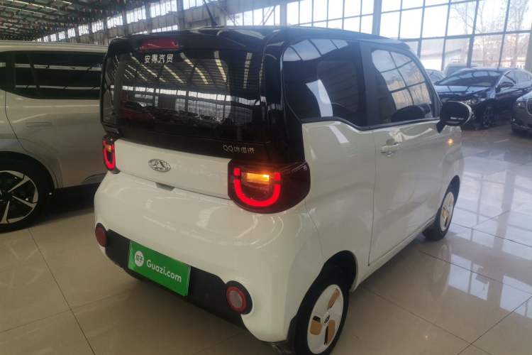 Used Chery QQ QQ Ice Cream 2022 170km Sundae Phosphate Lithium-Ion
