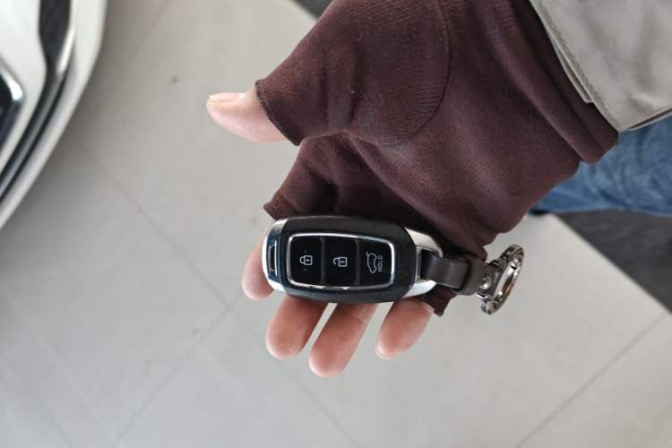 Used Hyundai ENCINO 2018 1.6T Dual-Clutch Zhilian Edition China V Standard