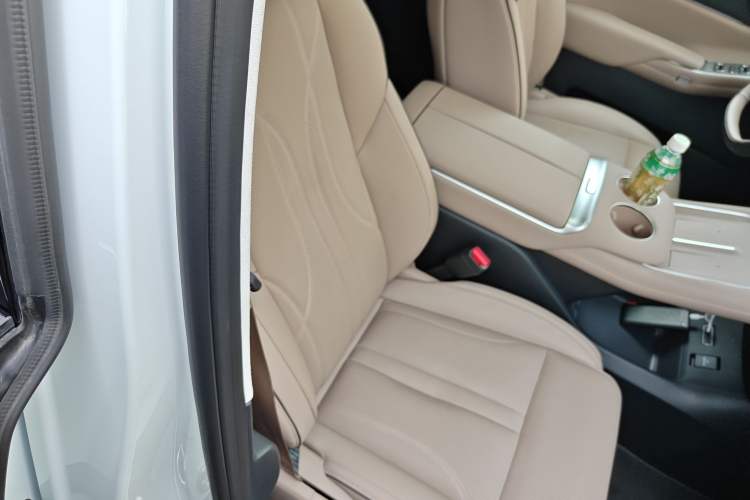 Used XPeng X9 2025 740 Ultra-Long Range Max