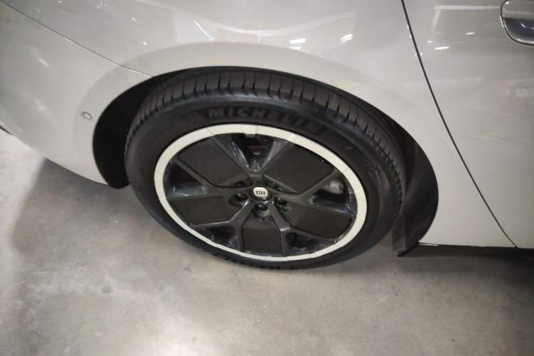 Used Xiaomi Auto SU7 2024 Rear-Drive Ultra-Long Range Advanced Pro-Level Intelligent Driving Version
