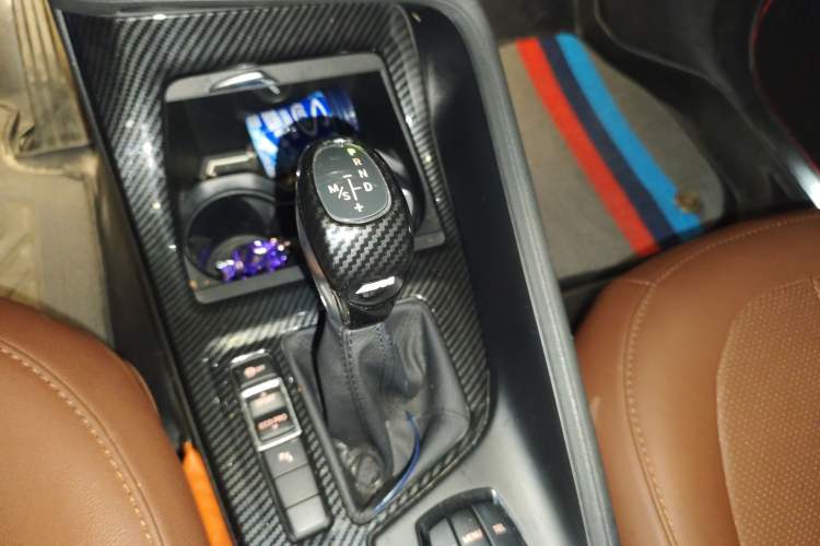 Used BMW X1 2016 sDrive18Li Premium Edition Gear Lever