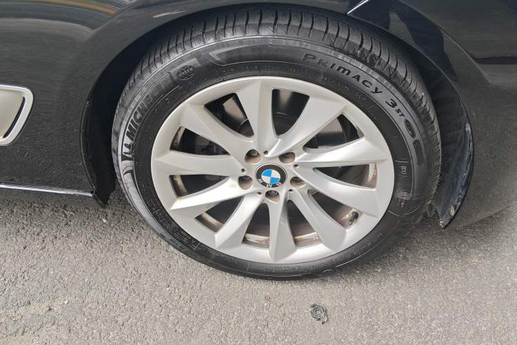 Used BMW 3 Series GT 2013 328i Sport Design Package Right Front Wheel Hub