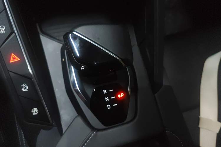 Used Lynk & Co 06 EM-P 2023 1.5T Remix PHEV Shero