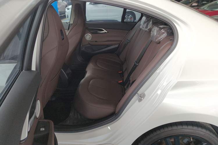 Used BMW 1 Series 2022 125i M Sport Night Edition
