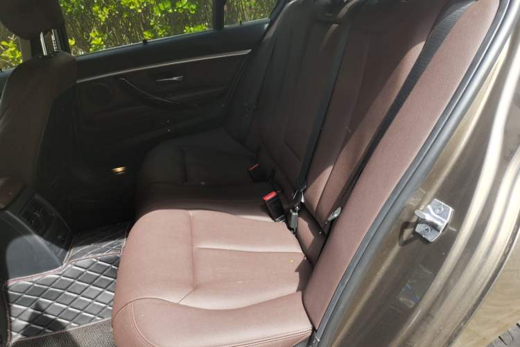 Used BMW 3 Series 2018 320Li Leading Luxury Package Left Rear Seat