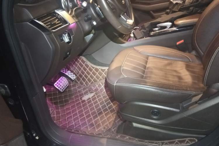 Used Mercedes-Benz GLS 2017 GLS 400 4MATIC Fashion Edition Left Front Seat