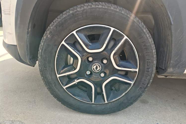 Used Dongfeng NAMMI EX1 2022 Revised PRO Enjoyment Version Left Front Wheel Hub