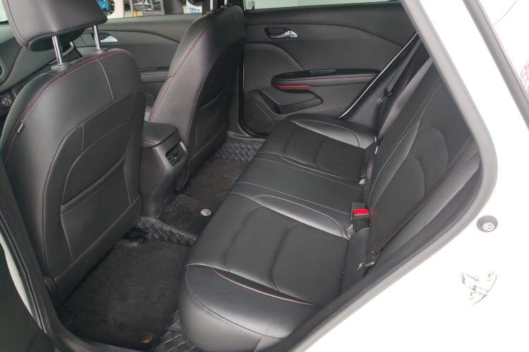 Used Chevrolet Monza 2020 Light Hybrid RS 330T Automatic Comfort Edition Left Rear Seat