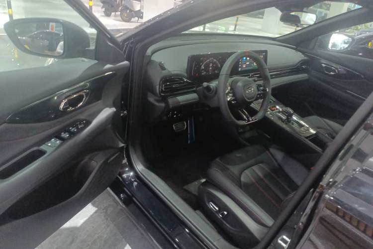 Used GAC Trumpchi EMPOW 2023 270T DCT J15 Version