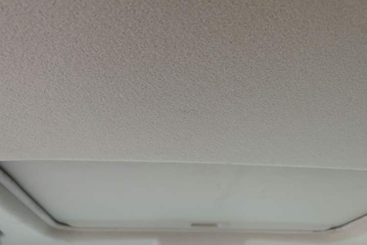 Used Toyota Highlander 2012 2.7L Two-Wheel Drive 7-Seater Luxury Edition
