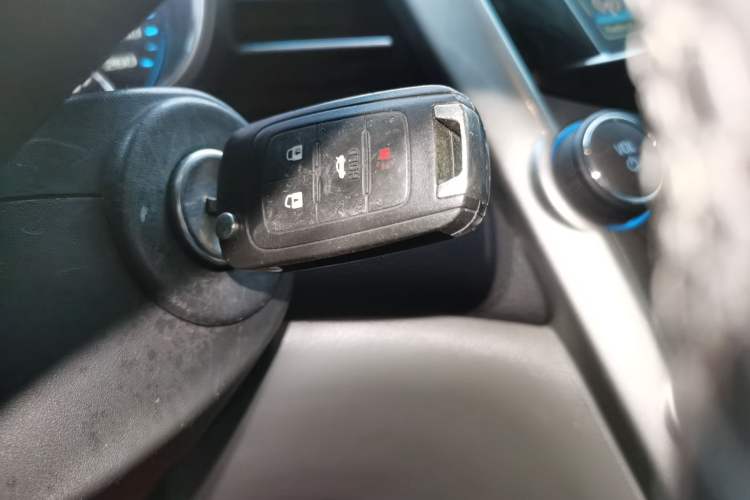 Used Chevrolet Malibu 2014 2.0L Automatic Luxury Edition Interior 1